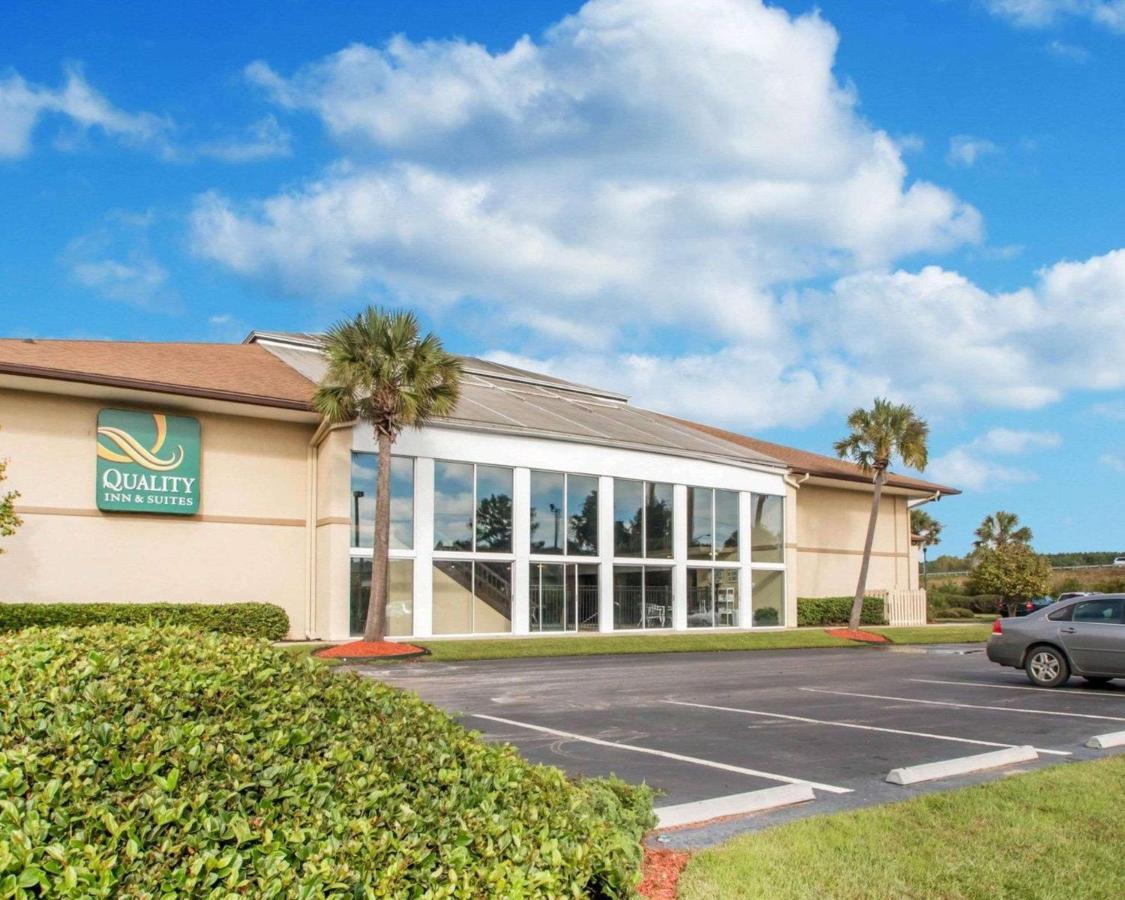 Quality Inn & Suites Ridgeland Bagian luar foto