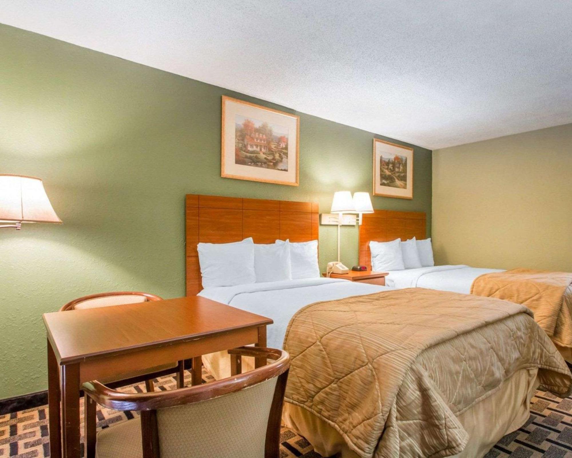 Quality Inn & Suites Ridgeland Bagian luar foto