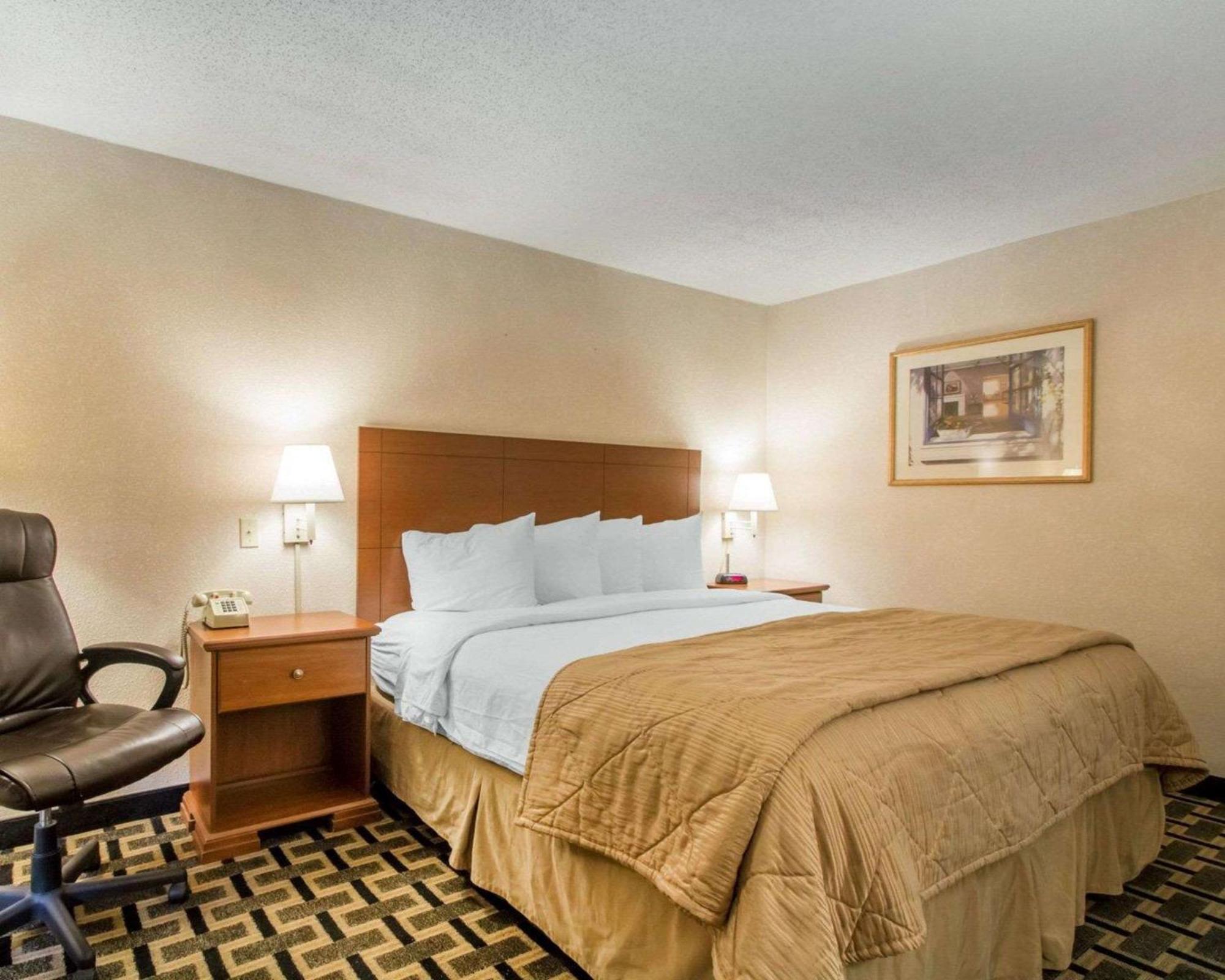 Quality Inn & Suites Ridgeland Bagian luar foto