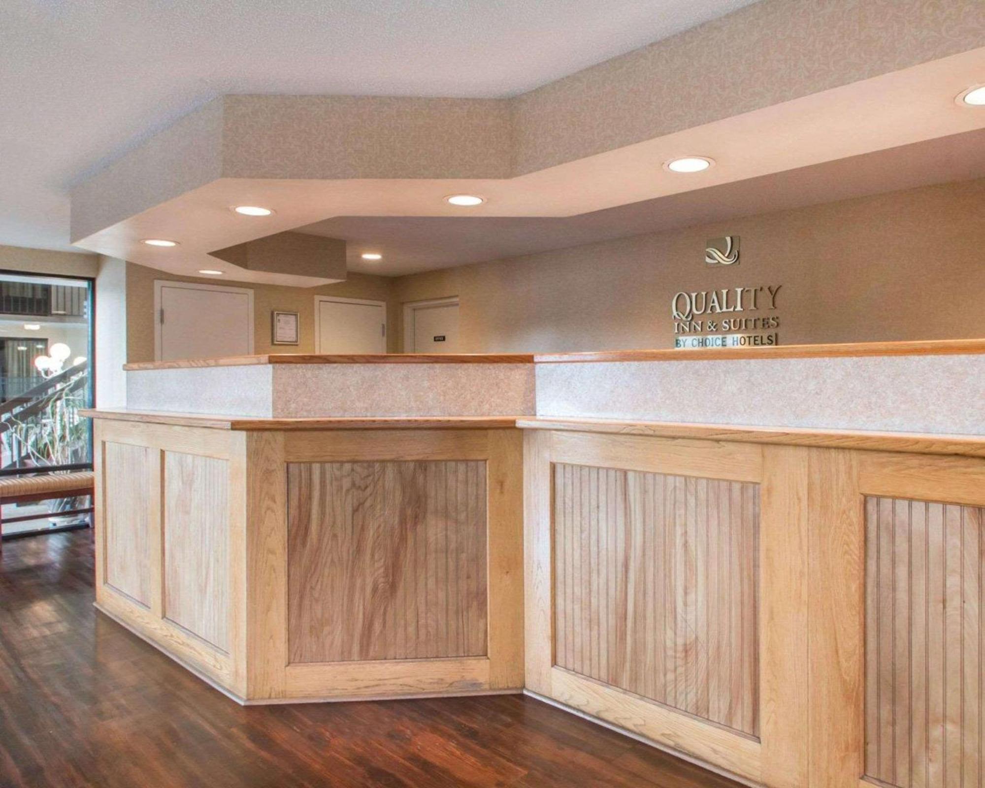 Quality Inn & Suites Ridgeland Bagian luar foto